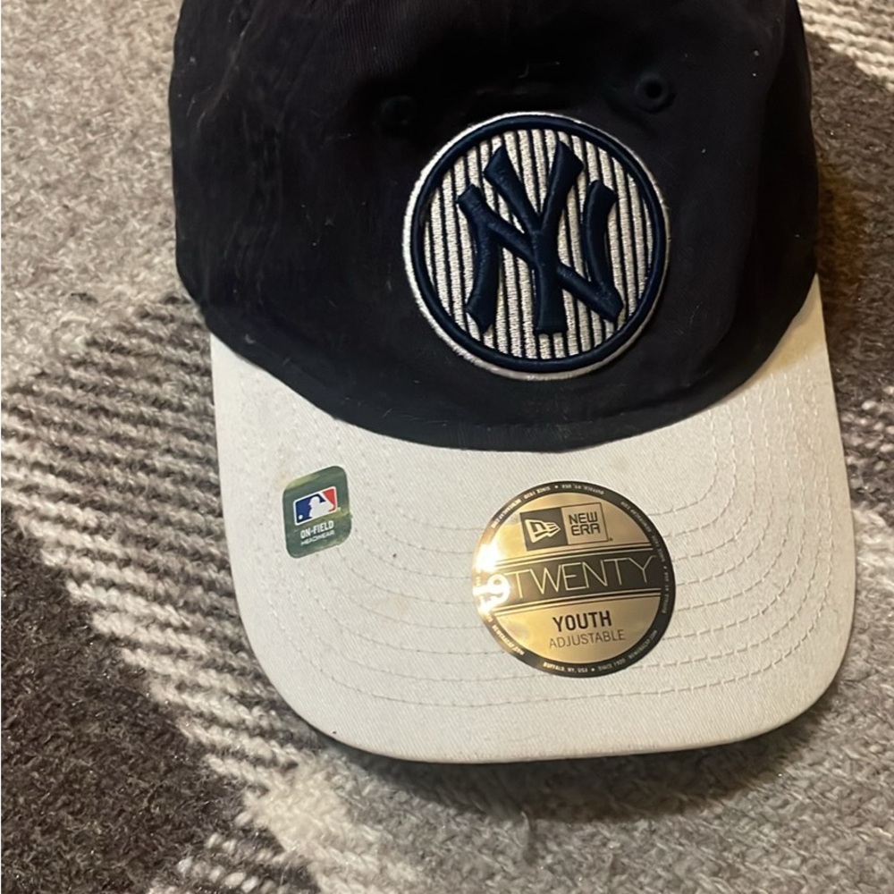 Kids adjustable New Era Navy and Gray Cap